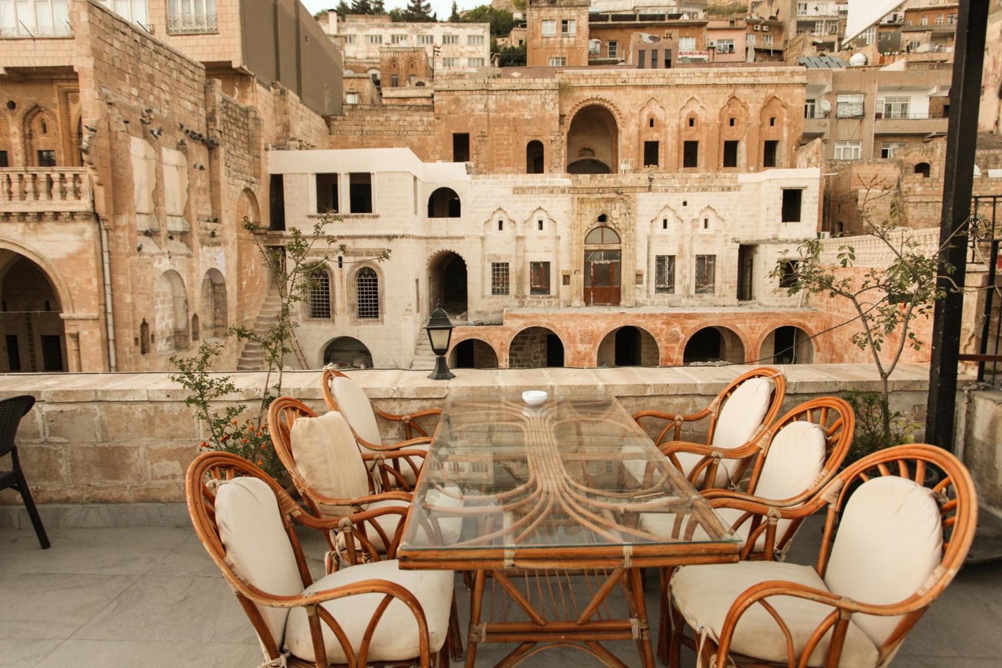Tughan Hotel Mardin Extérieur photo