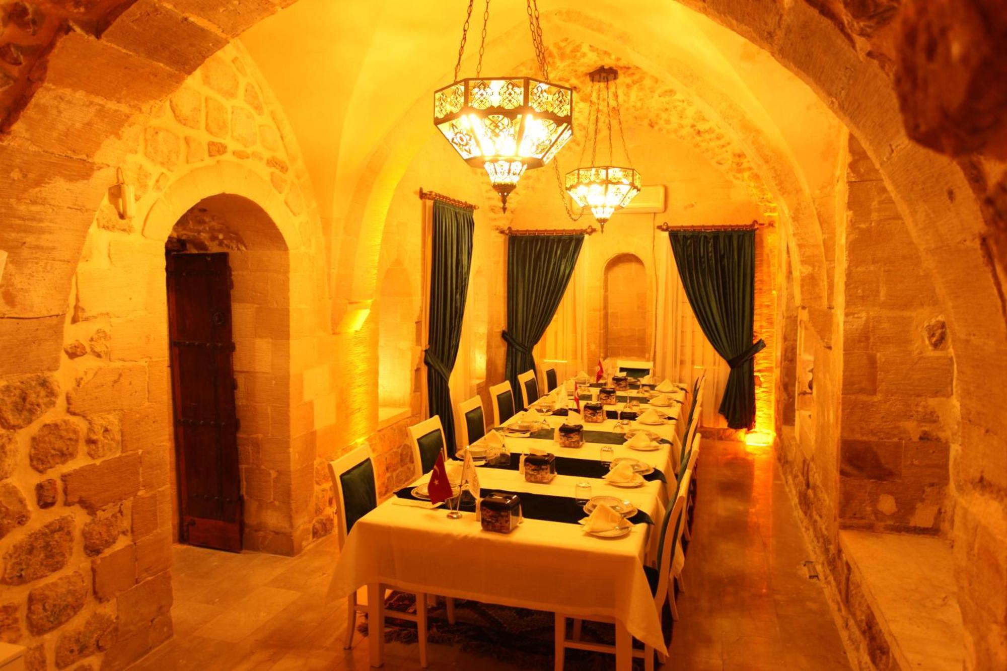 Tughan Hotel Mardin Extérieur photo